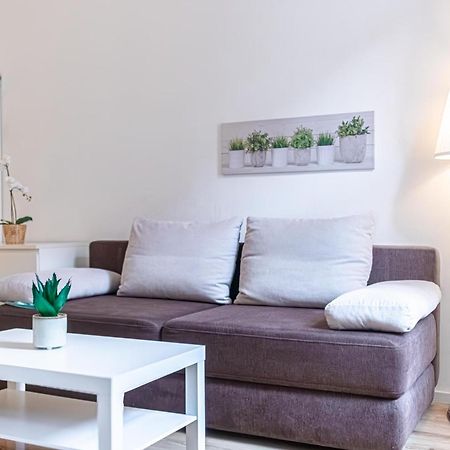 Budget-Friendly 2Br Apt With Great Location Apartment Vienna Luaran gambar