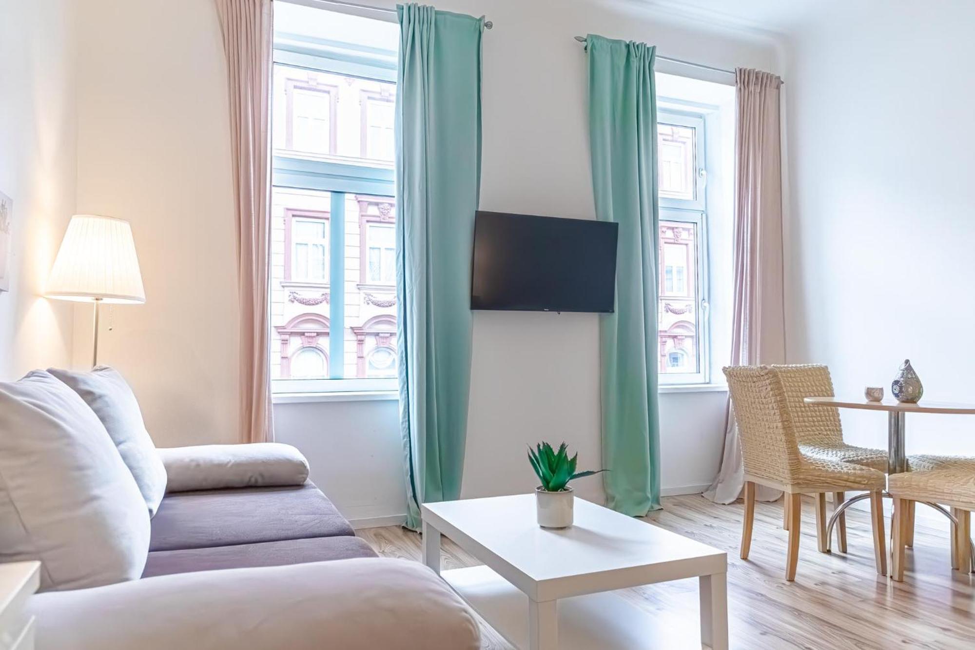 Budget-Friendly 2Br Apt With Great Location Apartment Vienna Luaran gambar