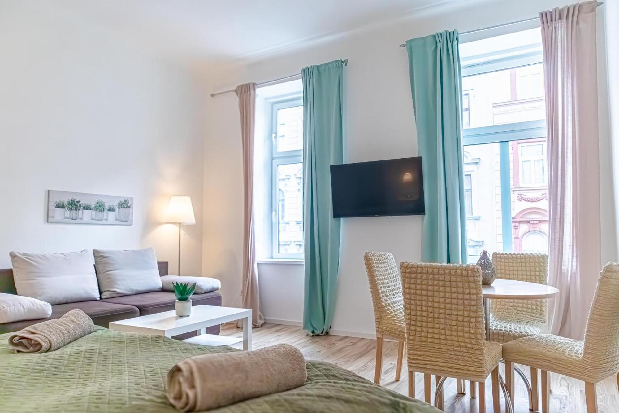Budget-Friendly 2Br Apt With Great Location Apartment Vienna Luaran gambar