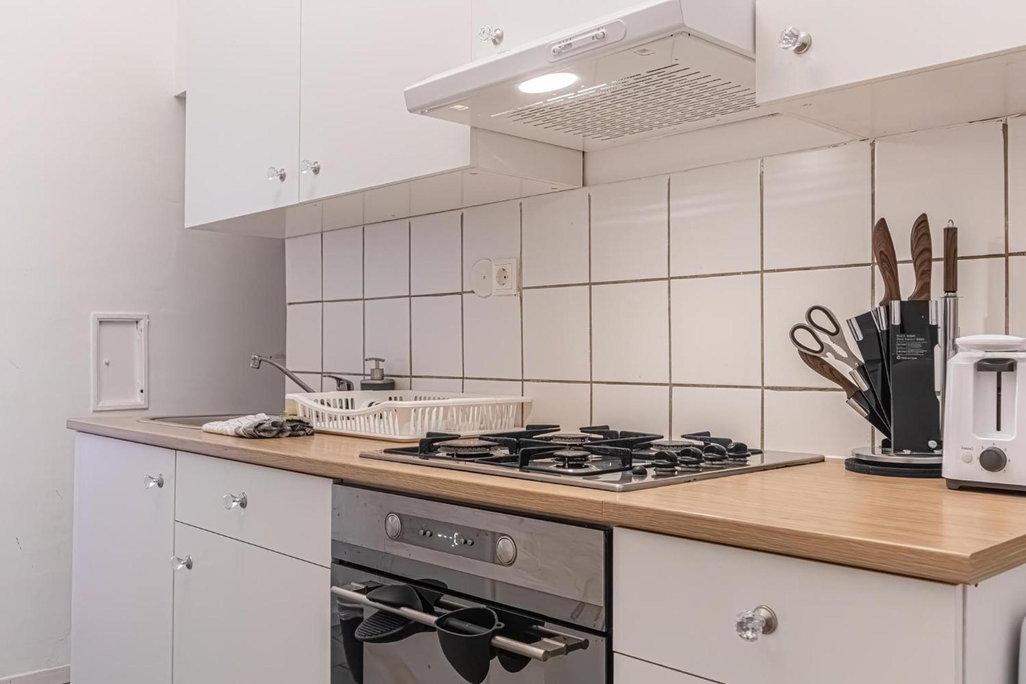 Budget-Friendly 2Br Apt With Great Location Apartment Vienna Luaran gambar