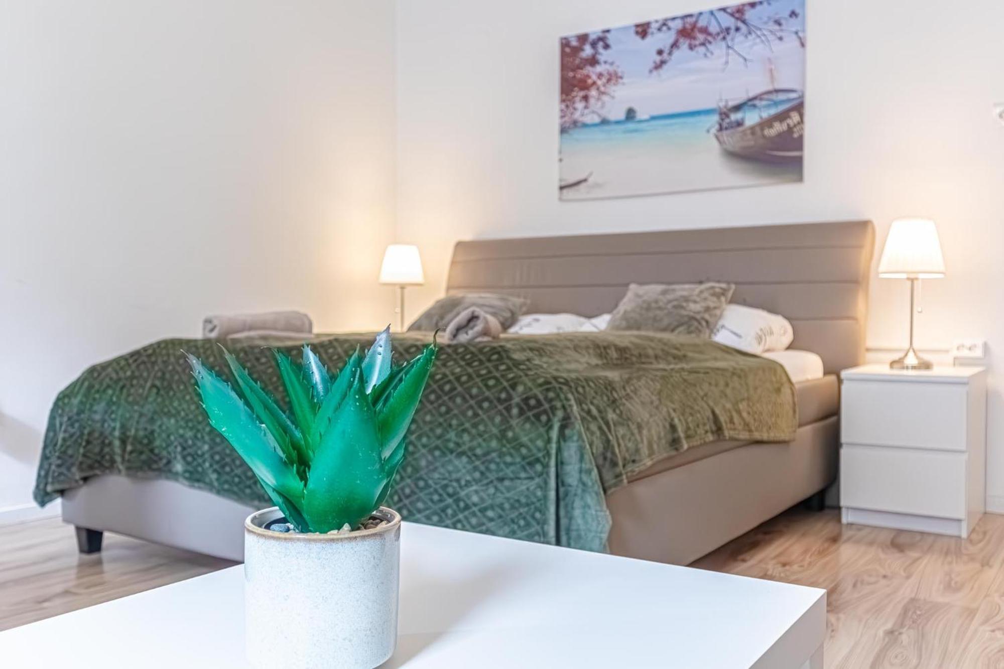 Budget-Friendly 2Br Apt With Great Location Apartment Vienna Luaran gambar